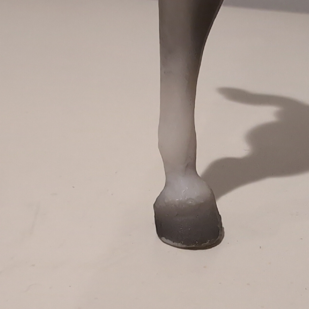 Breyer Scratching Foal - Picture 9 of 12